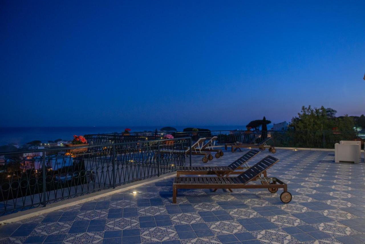 Bed and Breakfast Gli Archi Sul Mare Гаэта Экстерьер фото