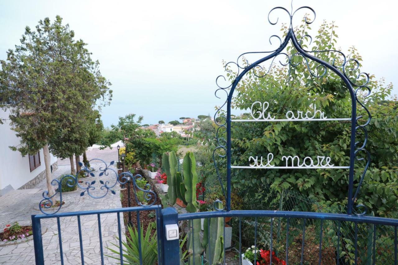 Bed and Breakfast Gli Archi Sul Mare Гаэта Экстерьер фото
